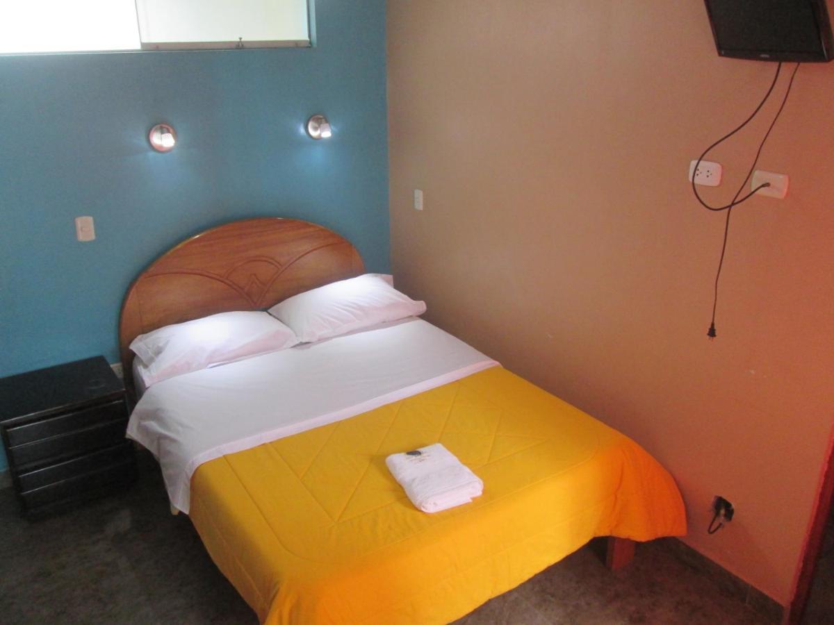 Hotel Villa Santa Ana Quillabamba エクステリア 写真